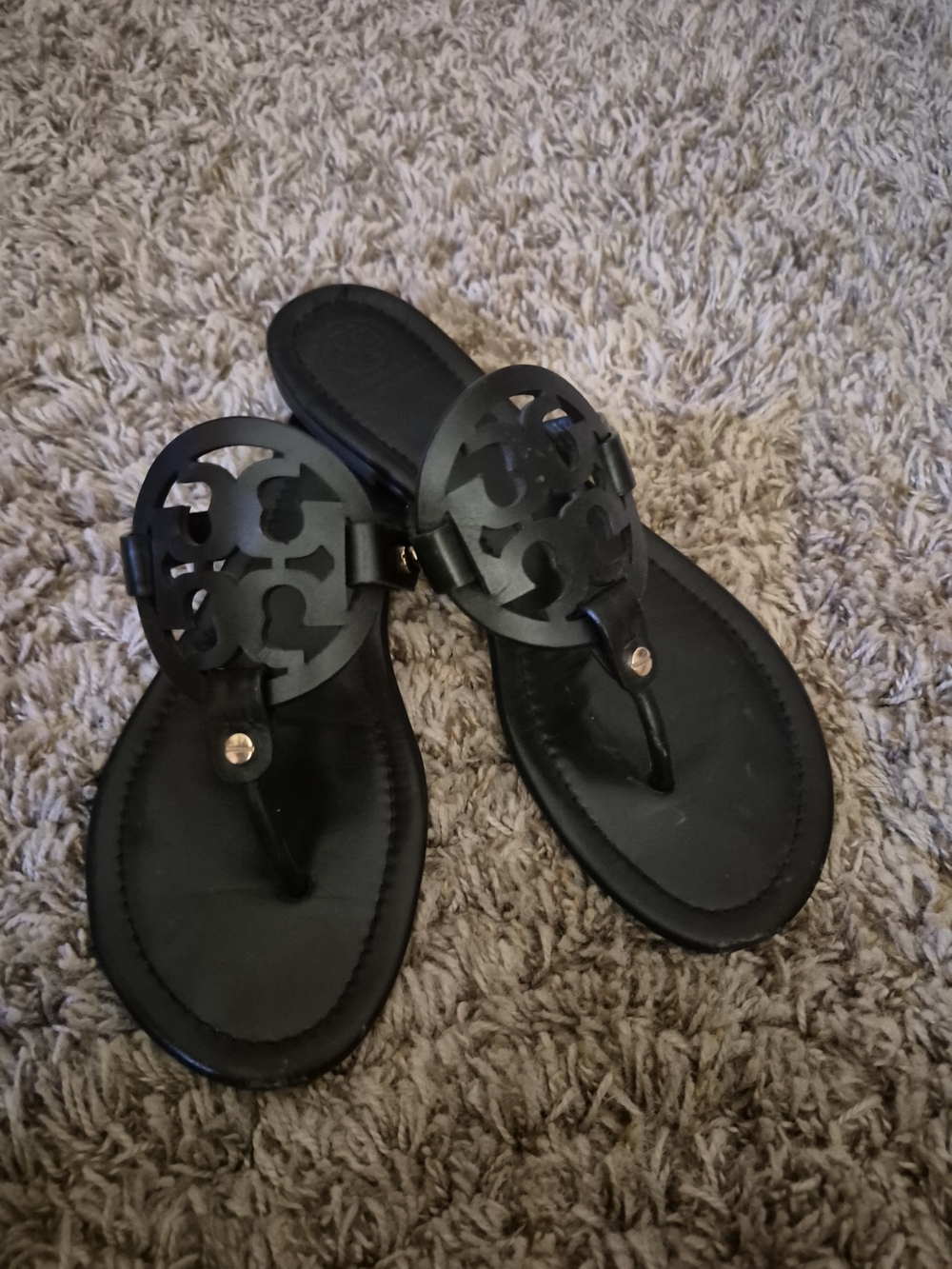 Black Women's Tory Burch Logo-Style Thong Sandals -